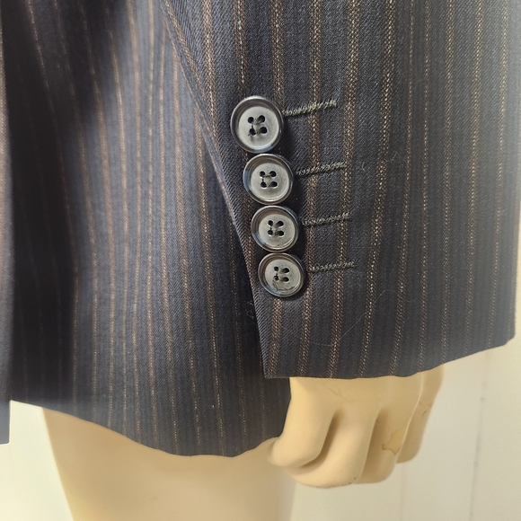 YSL sport coat 44L navy pinstripe - Picture 6 of 10
